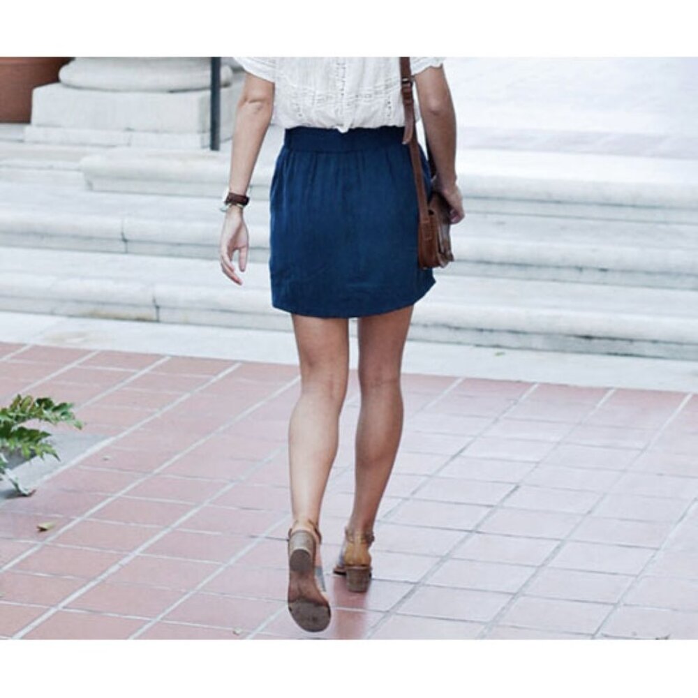 Old Navy Tie-Belt Soft Skirt Midnight River Distressed Cargo Utility Belted Mini - Picture 2 of 10